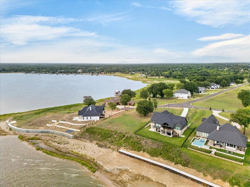1548 Shoreline Drive, Mabank, TX 75143 1548 Shoreline Drive, Mabank, TX 75143