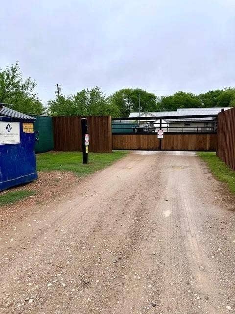 5280 Atwell Lane, #B, Denton, TX 76208 Image quality insufficient for description