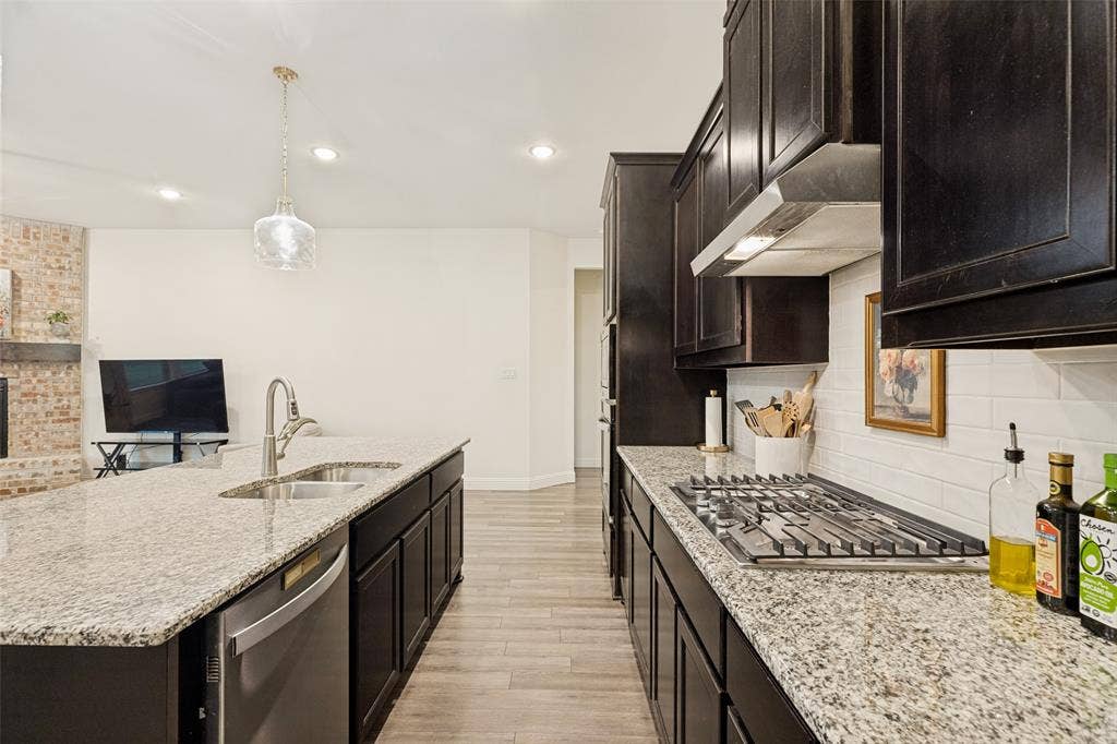 4015 Cloverleaf Trail, Melissa, TX 75454 4015 Cloverleaf Trail, Melissa, TX 75454