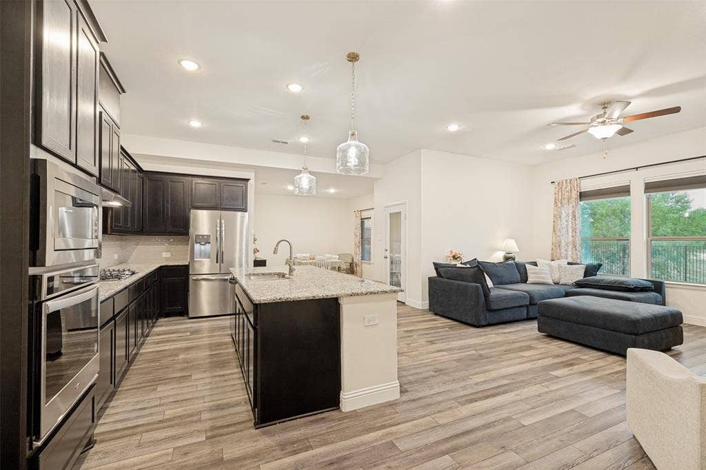 4015 Cloverleaf Trail, Melissa, TX 75454 4015 Cloverleaf Trail, Melissa, TX 75454