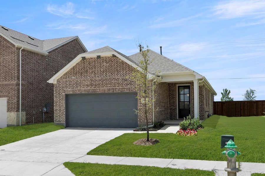 Property photo for 5941 Laurel Lake Lane, Pilot Point, TX