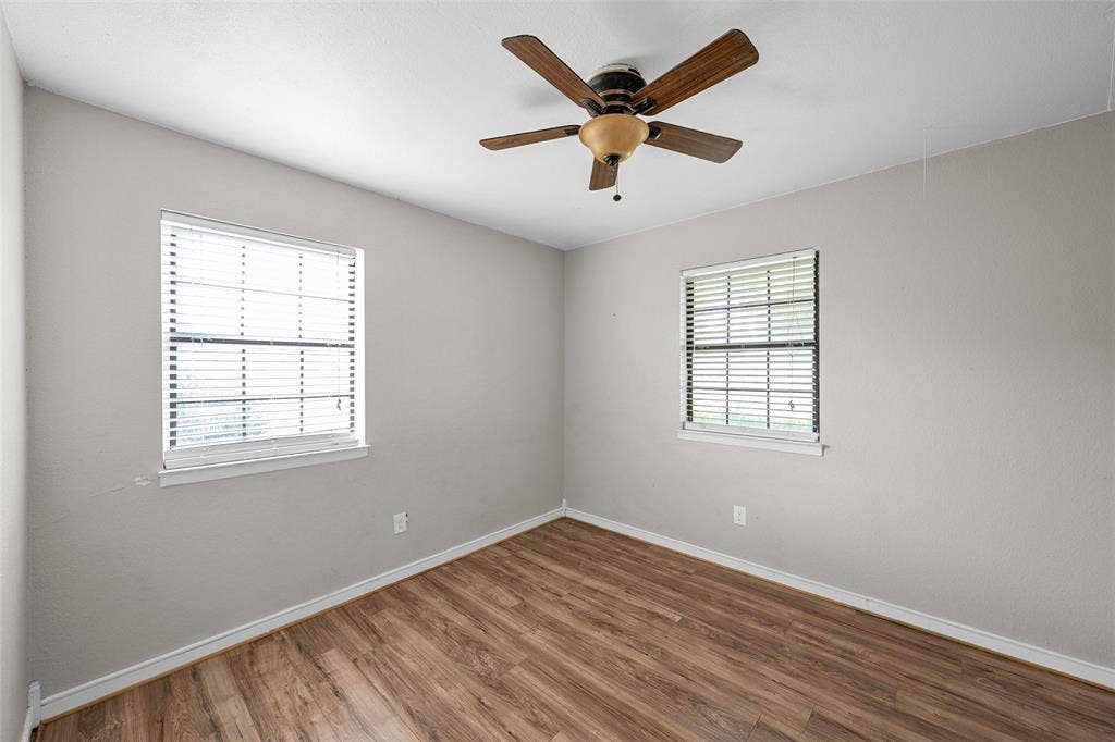 1002 Caron Street, Robinson, TX 76706
