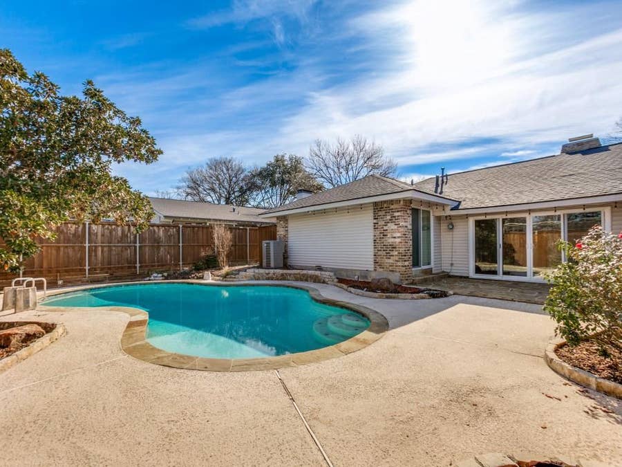 Property photo for 6707 Hillwood Lane, Dallas, TX