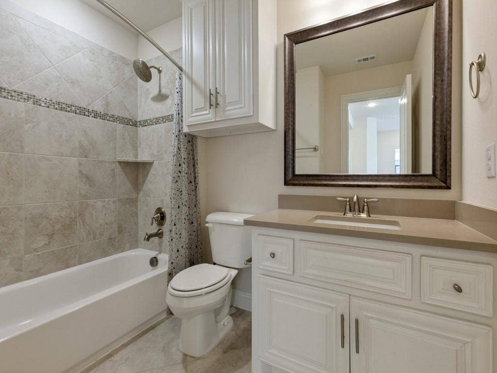 3004 Deansbrook Drive, Plano, TX 75093 3004 Deansbrook Drive, Plano, TX 75093