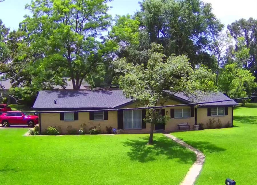 Property photo for 517 RONNETTE Drive, Tyler, TX