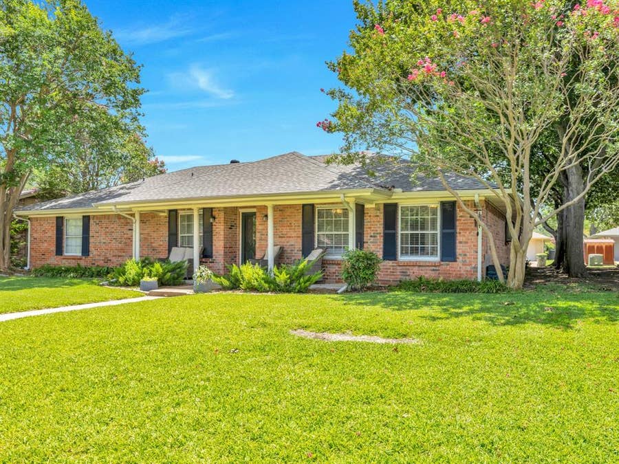Property photo for 2500 Stonemoss Drive, Plano, TX