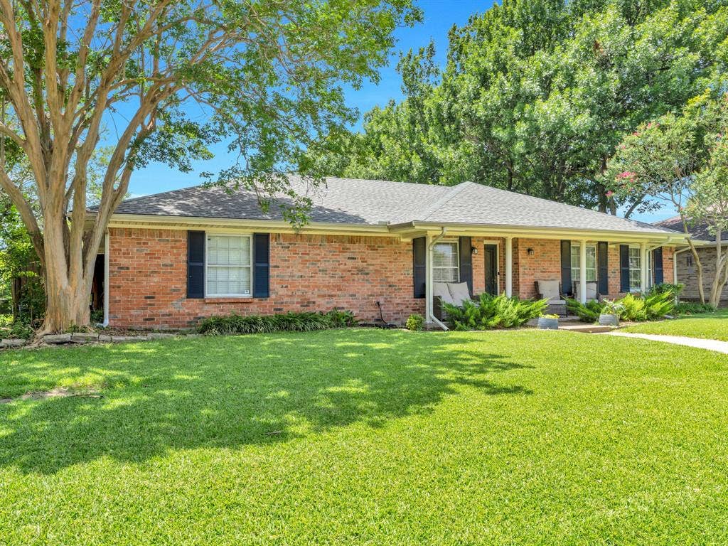 2500 Stonemoss Drive, Plano, TX 75075