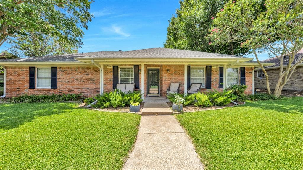 2500 Stonemoss Drive, Plano, TX 75075