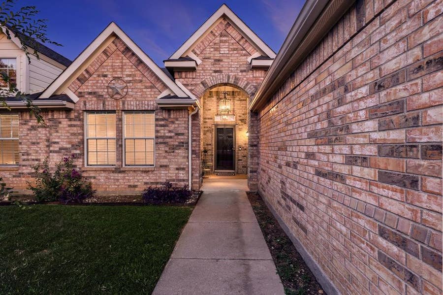 Property photo for 3505 Mustang Drive, Denton, TX