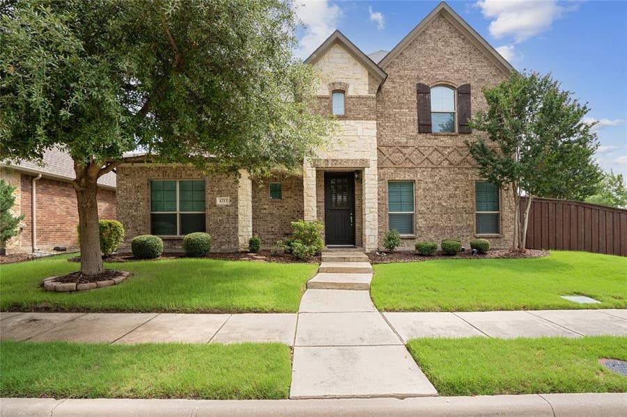 Property photo for 4213 Pecan Bend Lane, McKinney, TX