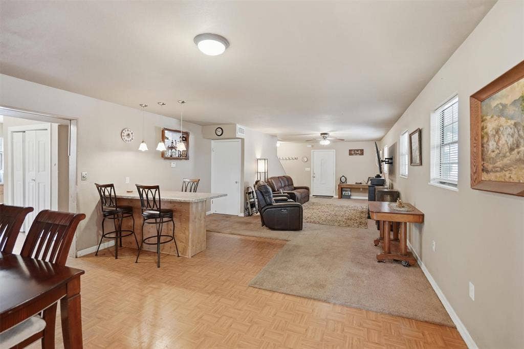 1101 Charles Street, Weatherford, TX 76086 Open living and dining area