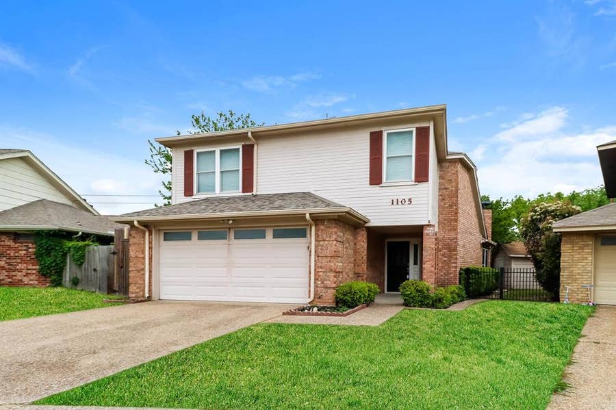 Property photo for 1105 Carrington Court, Irving, TX