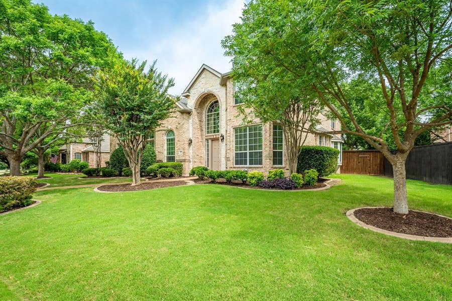 Property photo for 1002 Estes Park Drive, Allen, TX