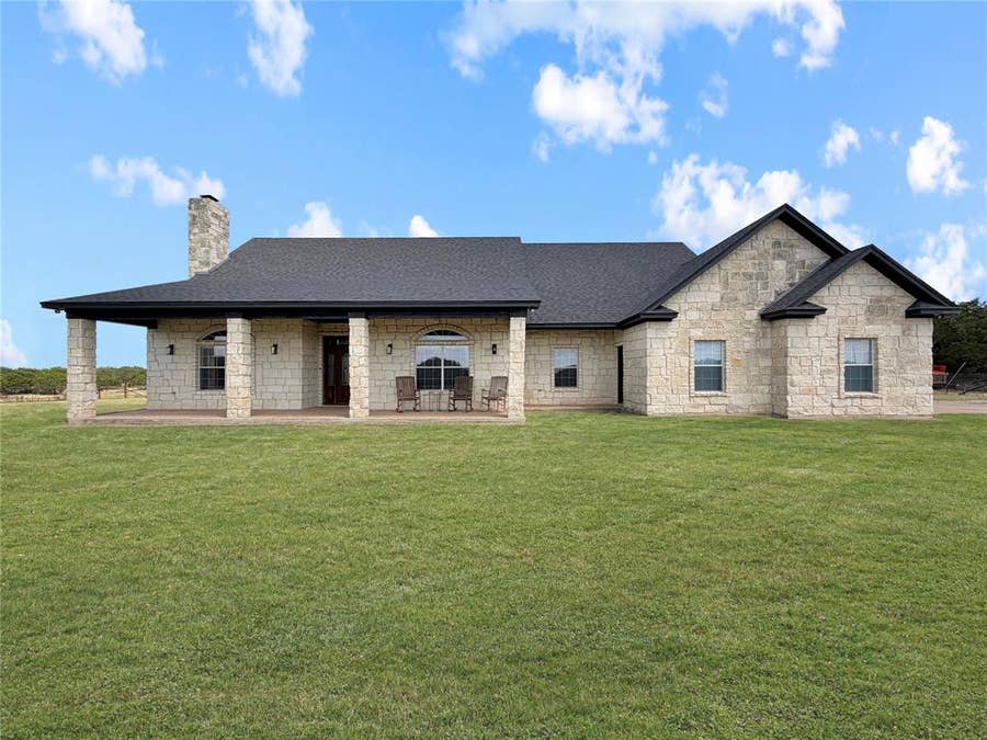 Property photo for 1008 Bosque Ridge Road, Crawford, TX