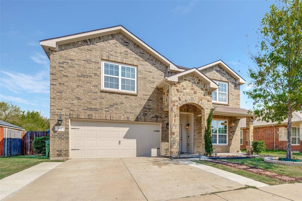 915 Penny Royal Court, Arlington, TX 76002 915 Penny Royal Court, Arlington, TX 76002