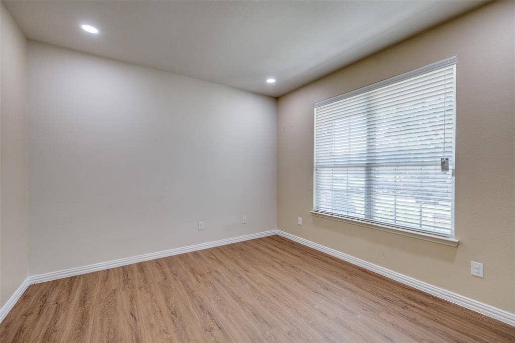 915 Penny Royal Court, Arlington, TX 76002 915 Penny Royal Court, Arlington, TX 76002