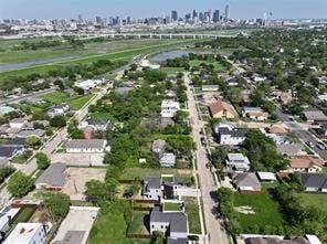 Property photo for 1703 Homeland Street, Dallas, TX