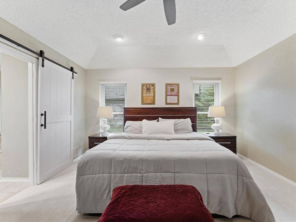 3701 Waycross Court, Arlington, TX 76016 Primary Bedroom featuring vaulted ceiling with recessed lighting and ceiling fan