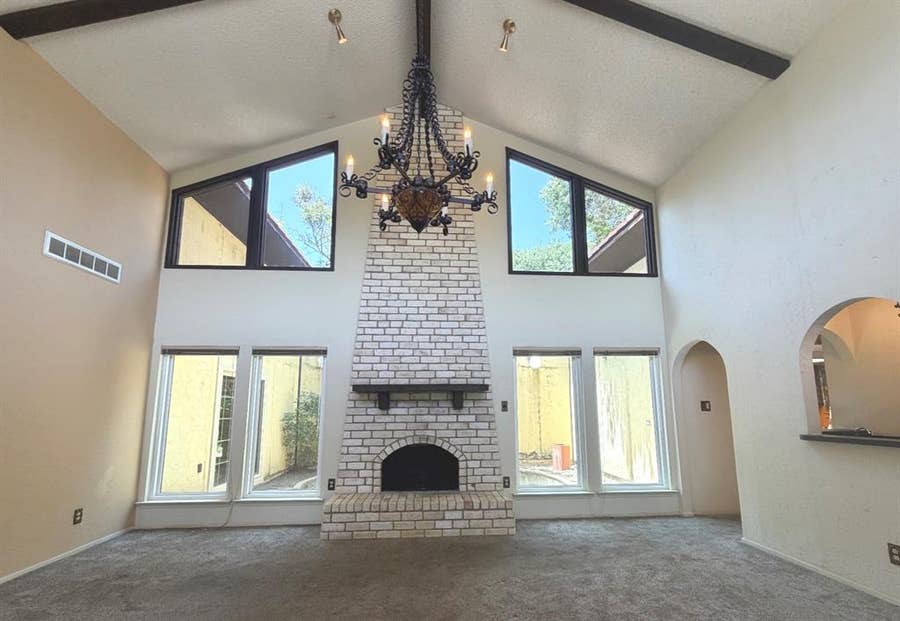 Property photo for 2510 Brookcrest Drive, Garland, TX
