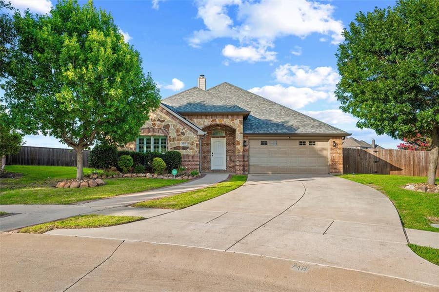 Property photo for 164 Horseshoe Bend, Waxahachie, TX