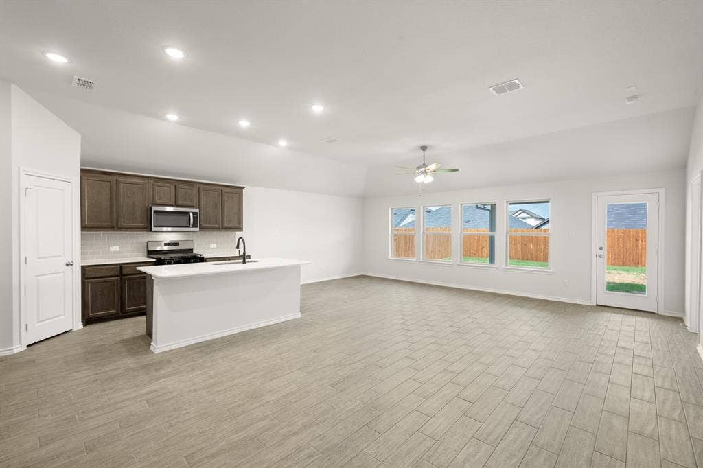15016 Amantes Avenue, Haslet, TX 76052 15016 Amantes- Dining-2