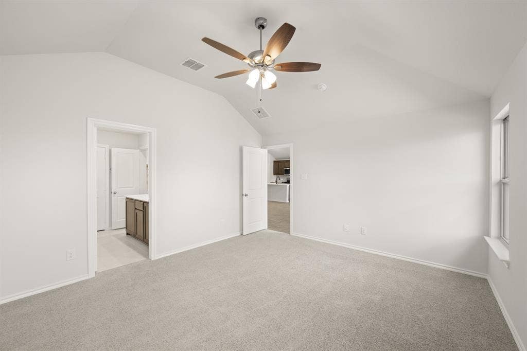 15016 Amantes Avenue, Haslet, TX 76052 15016 Amantes- Primary Suite-2