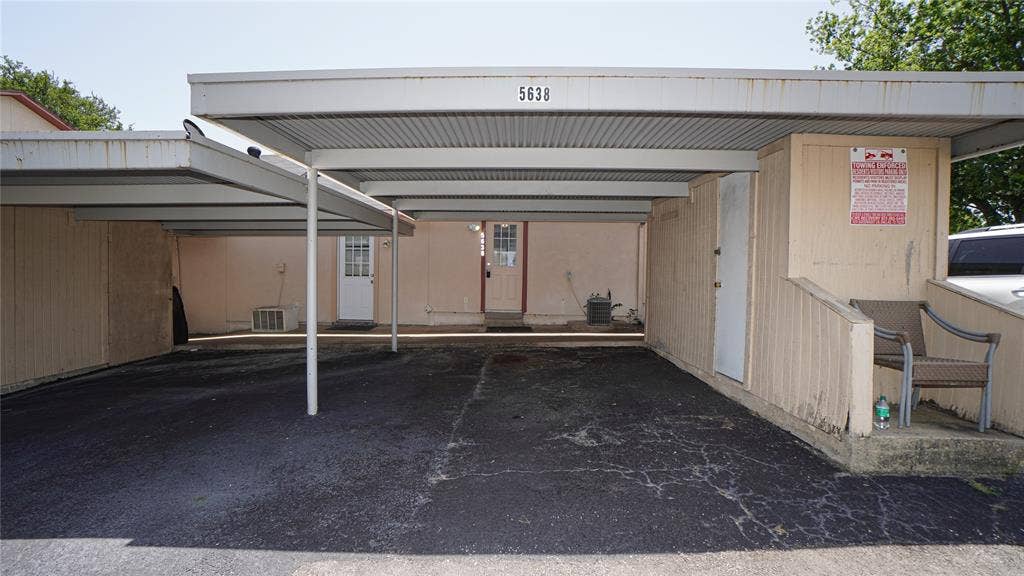 5638 Marina Drive, #22, Garland, TX 75043 5638 Marina Drive, #22, Garland, TX 75043