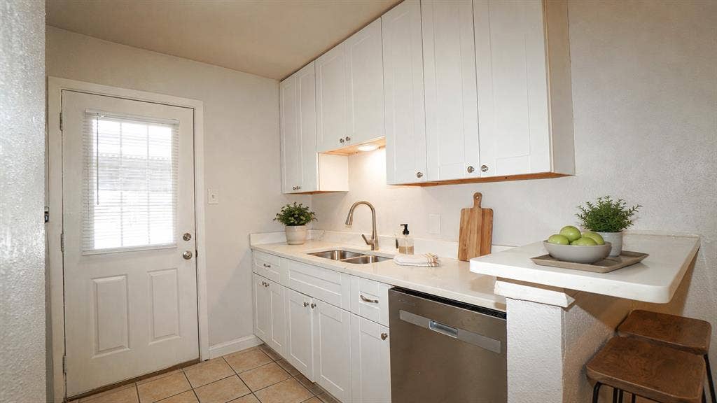 5638 Marina Drive, #22, Garland, TX 75043 5638 Marina Drive, #22, Garland, TX 75043
