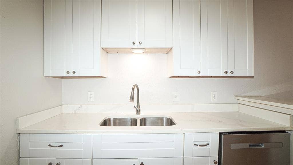 5638 Marina Drive, #22, Garland, TX 75043 5638 Marina Drive, #22, Garland, TX 75043