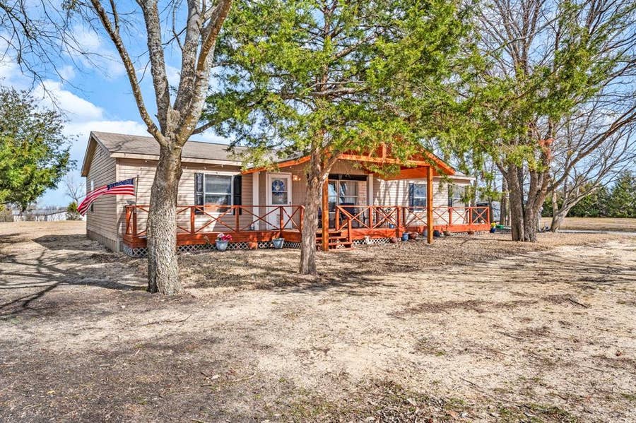 Property photo for 366 Tony Lane, Fate, TX
