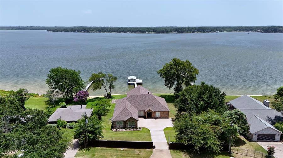 Property photo for 108 The Lee Way, Gun Barrel City, TX