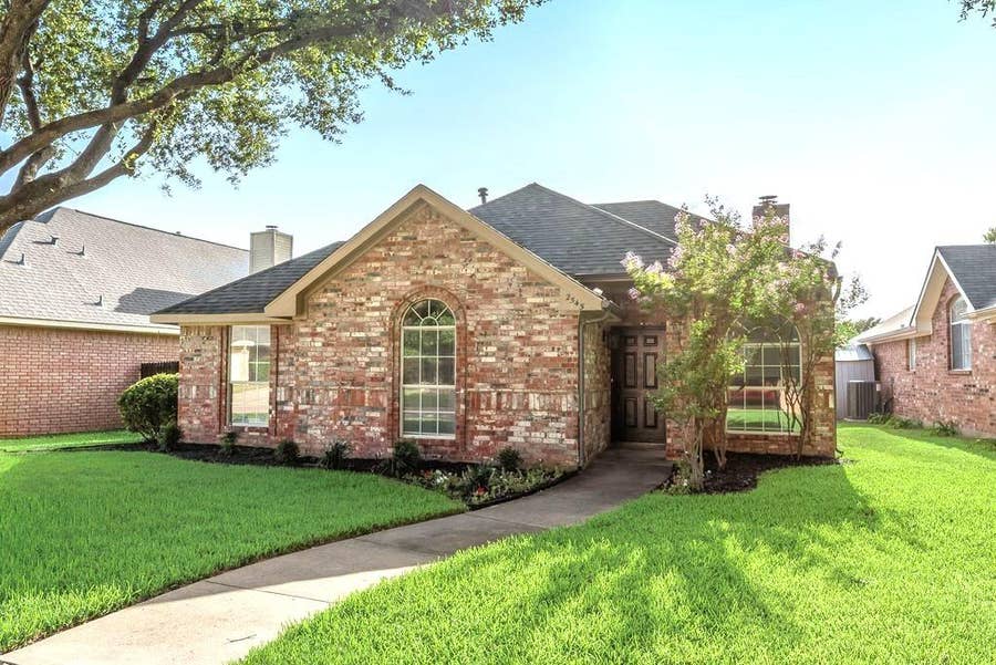Property photo for 2545 Cattail Lane, Carrollton, TX