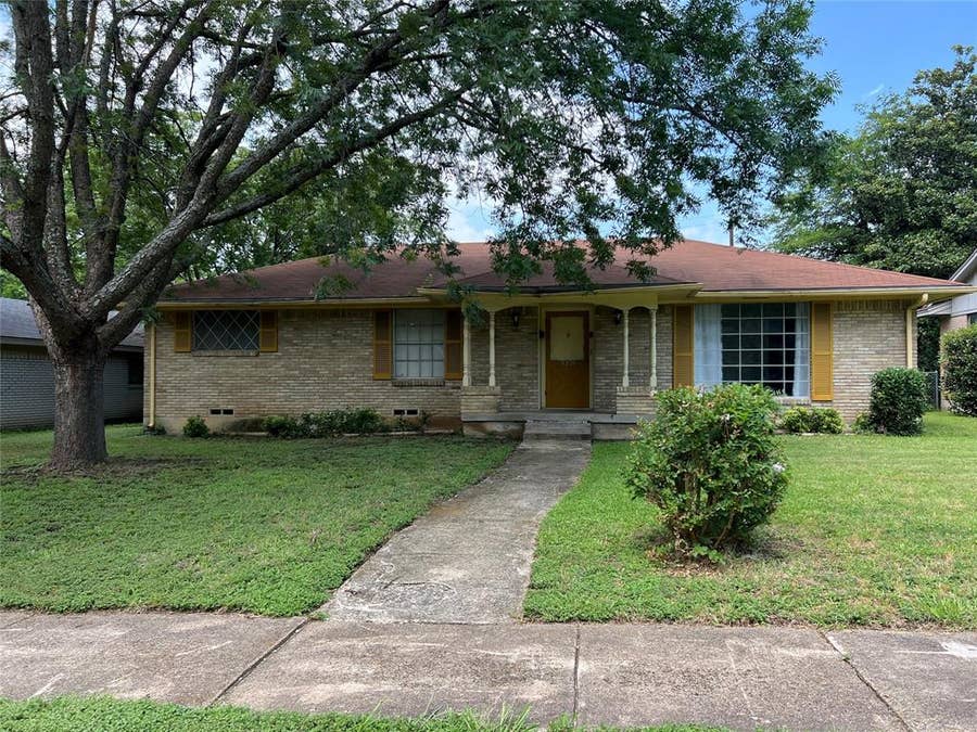Property photo for 5235 Dazzle Drive, Dallas, TX