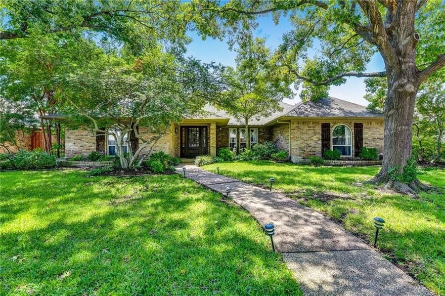 Property photo for 3612 Cross Bend, Plano, TX