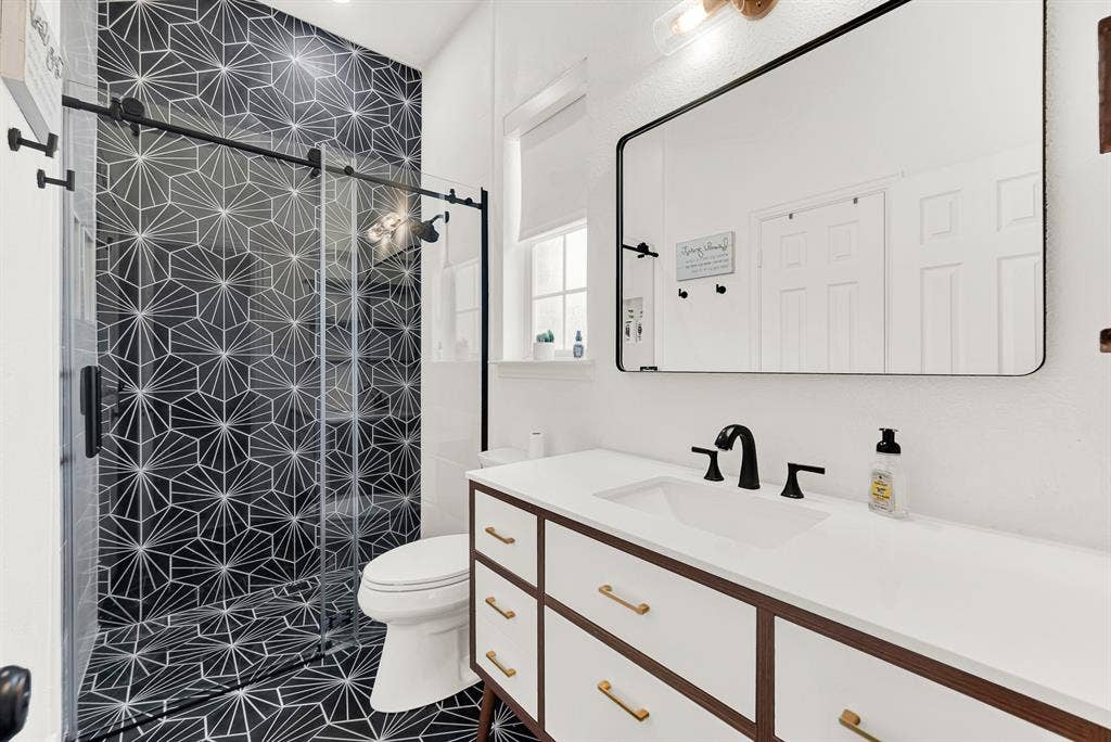 14633 Falling Leaf Drive, Frisco, TX 75035 14633 Falling Leaf Drive, Frisco, TX 75035