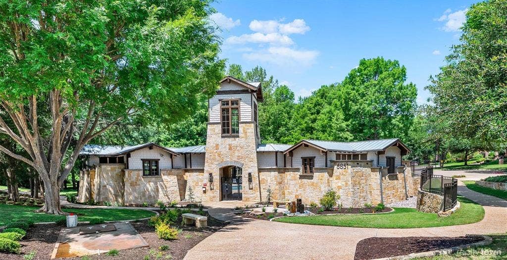14633 Falling Leaf Drive, Frisco, TX 75035 14633 Falling Leaf Drive, Frisco, TX 75035