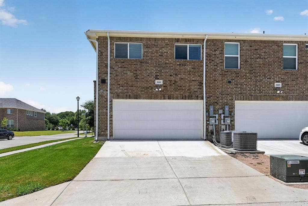 3001 Percheron Drive, Mesquite, TX 75150 3001 Percheron Drive, Mesquite, TX 75150