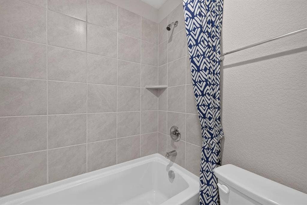 3001 Percheron Drive, Mesquite, TX 75150 3001 Percheron Drive, Mesquite, TX 75150