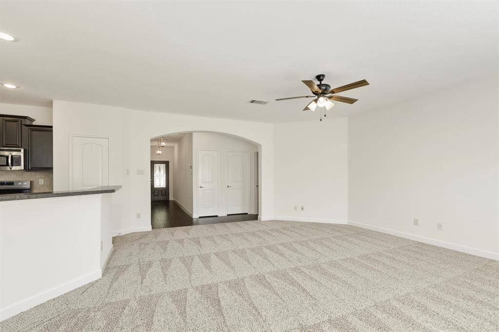 2041 Shady Glen Trail, Princeton, TX 75407 2041 Shady Glen Trail, Princeton, TX 75407