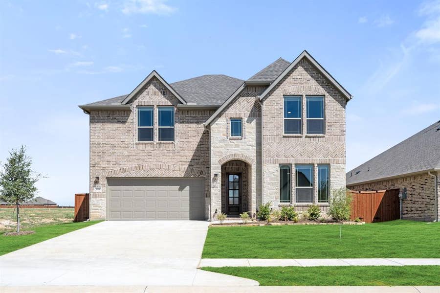 Property photo for 1006 Goldenrod Drive, Justin, TX