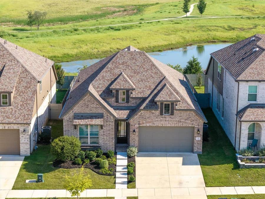 Property photo for 2404 Plover Lane, Argyle, TX