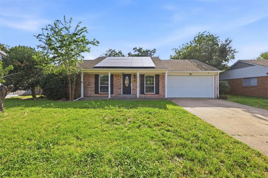 Property photo for 117 Wake Drive, Richardson, TX