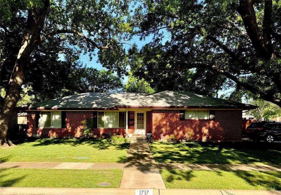 Property photo for 1717 O Place, Plano, TX
