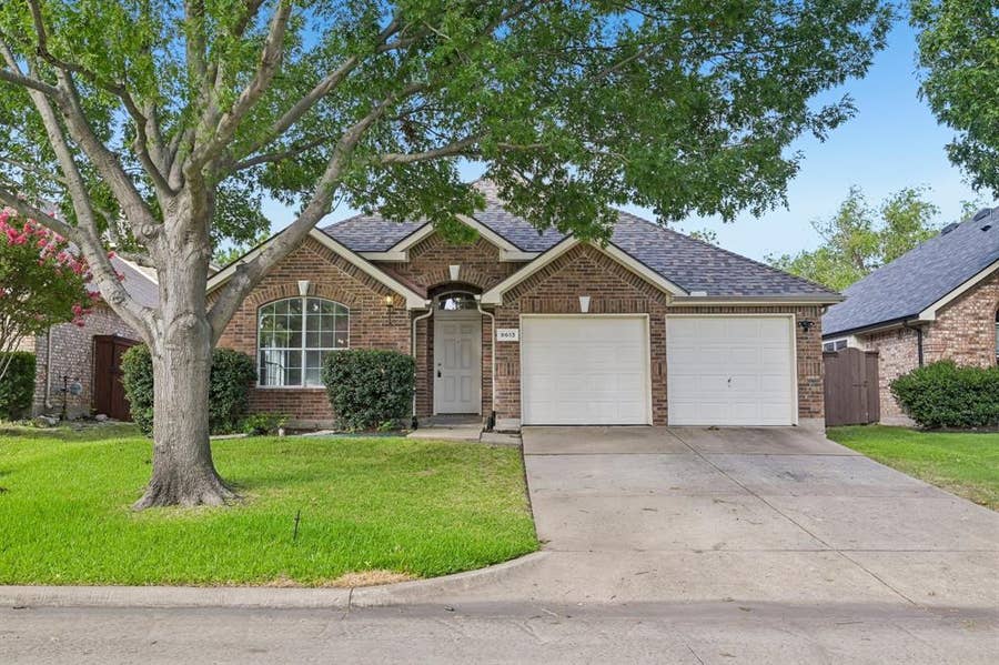 Property photo for 8613 Saint Andrews Lane, Rowlett, TX
