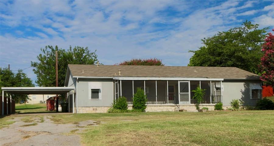 Property photo for 4018 Marana Drive, Granbury, TX