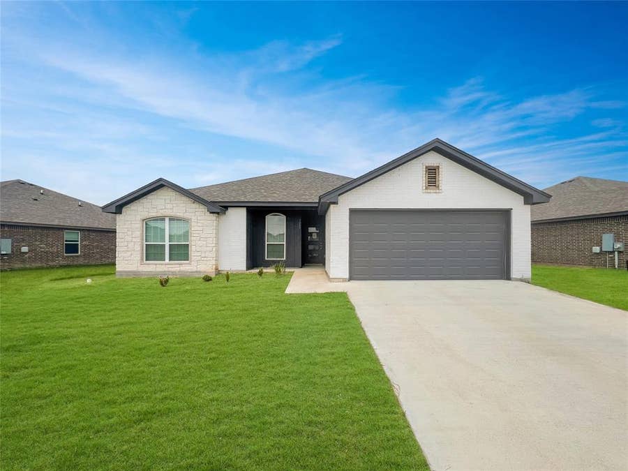 Property photo for 1029 Campbelton Drive, Temple, TX