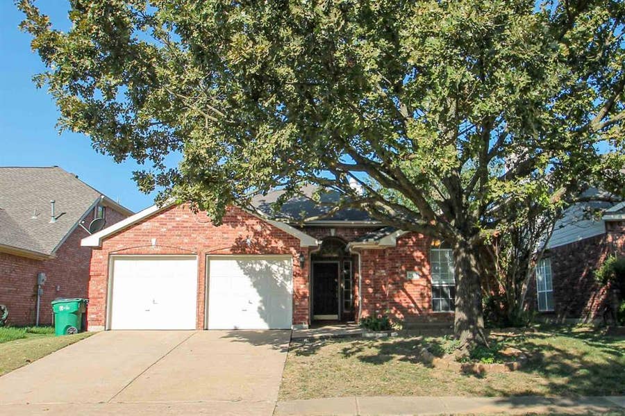 Property photo for 2932 Dover Drive, McKinney, TX