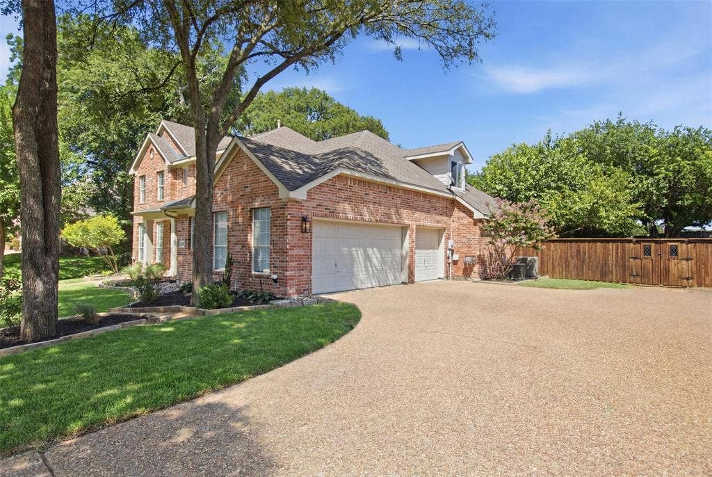 604 Creek View Drive, Prosper, TX 75078 huge driveway
