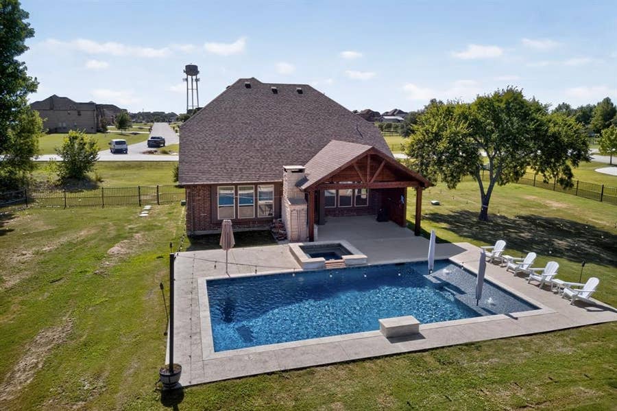 Property photo for 7411 Mckinney Meadows Drive, McKinney, TX