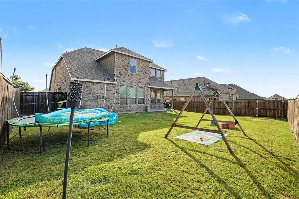 1613 Frankford Drive, Forney, TX 75126 1613 Frankford Drive, Forney, TX 75126